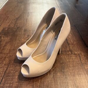 Women's Cream Peep Toe Heels